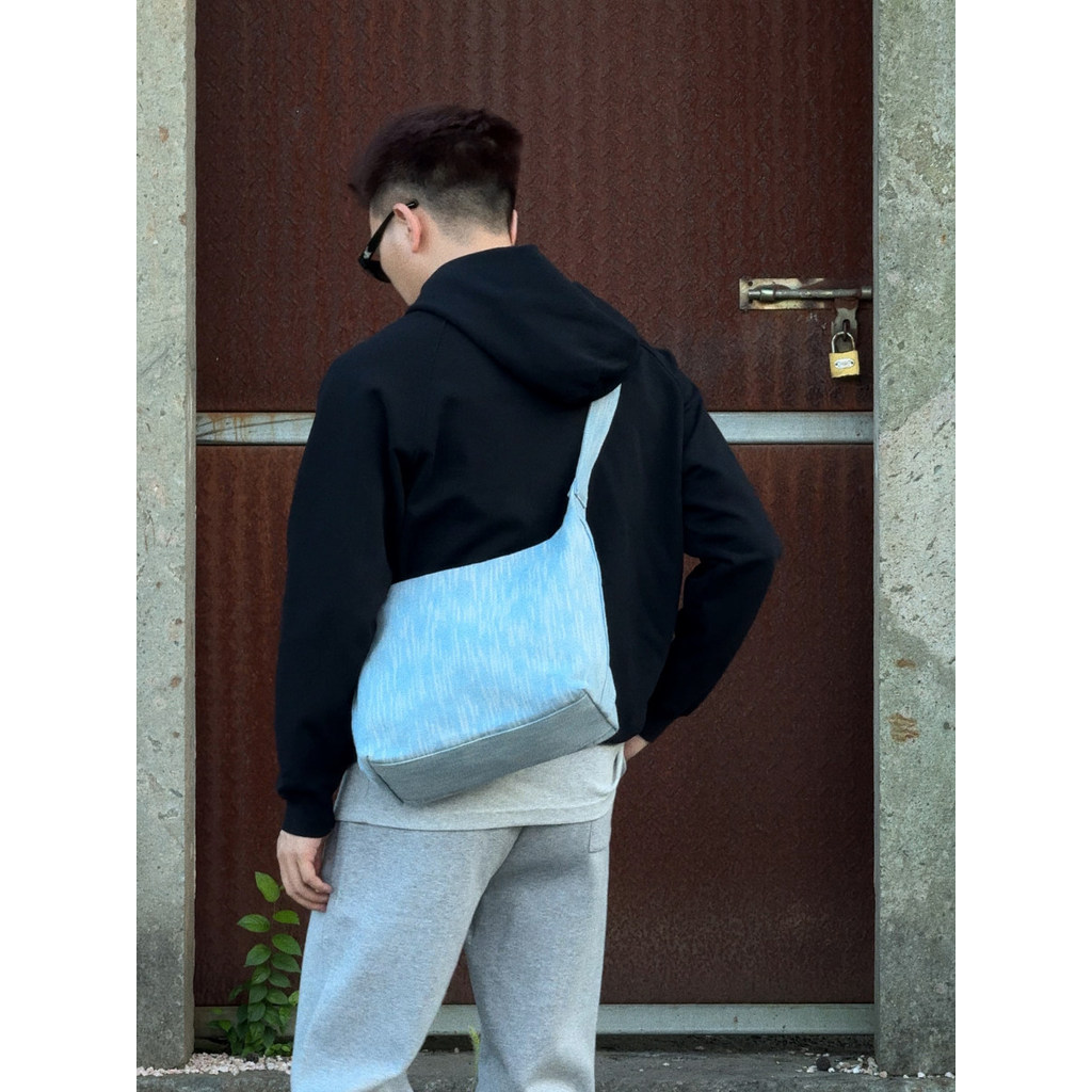 OKKO Peripheral All-Match สีดํา Casual คู่รถจักรยานยนต์ขี่ไนลอนกันน้ําสีทึบ Large-Capa