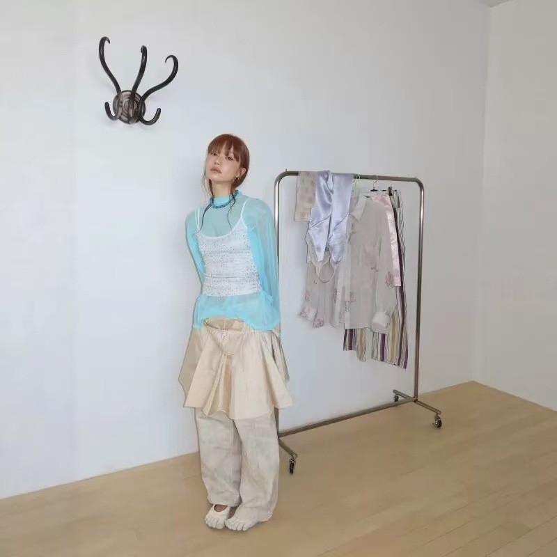 [SR-STUDIO] ove * Duanflair เสื้อกั๊กปักเลื่อมสีสันสดใสเกาหลี 2026ss สไตล์ใหม่ XXNX