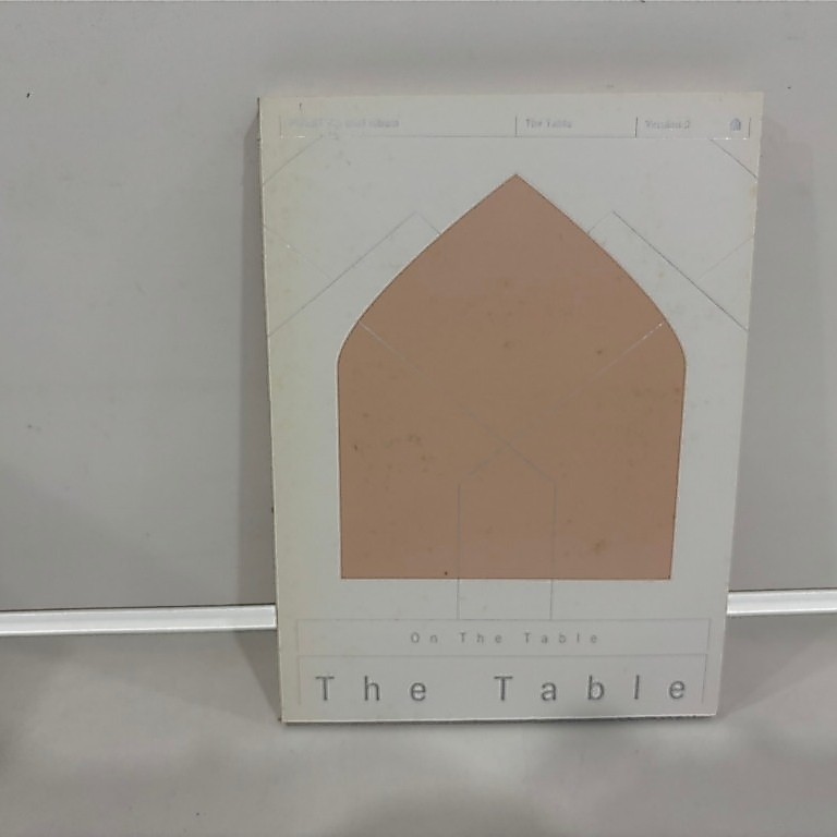 1 CD MUSIC  ซีดีเพลงเกาหลี     NU'EST - 7th Mini [The Table]  VER  3 (F9B9)