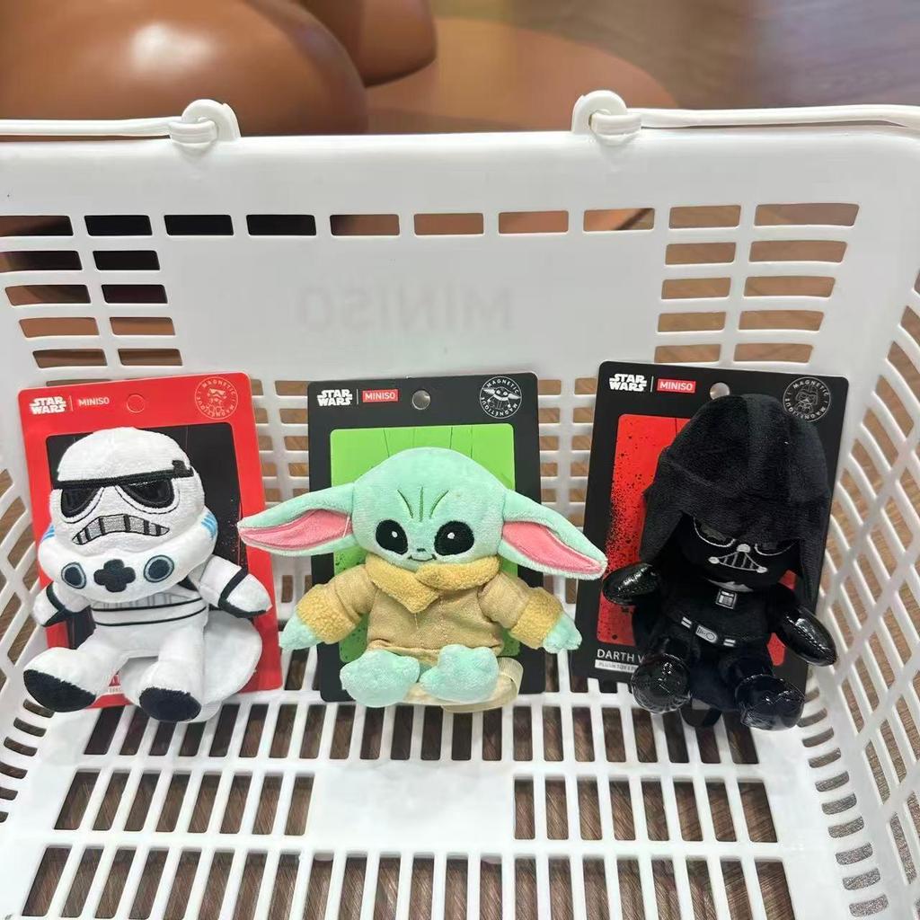 MINISO MINISO MINISO Star Wars Series No. ตุ๊กตาไหล่ตุ๊กตาแม่เหล็ก 4 ตัว