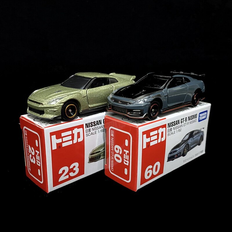 Domeka Nissan GT-R NISMO รถจําลองโลหะผสมรถสปอร์ตขนาดเล็ก Nissan GTR R35