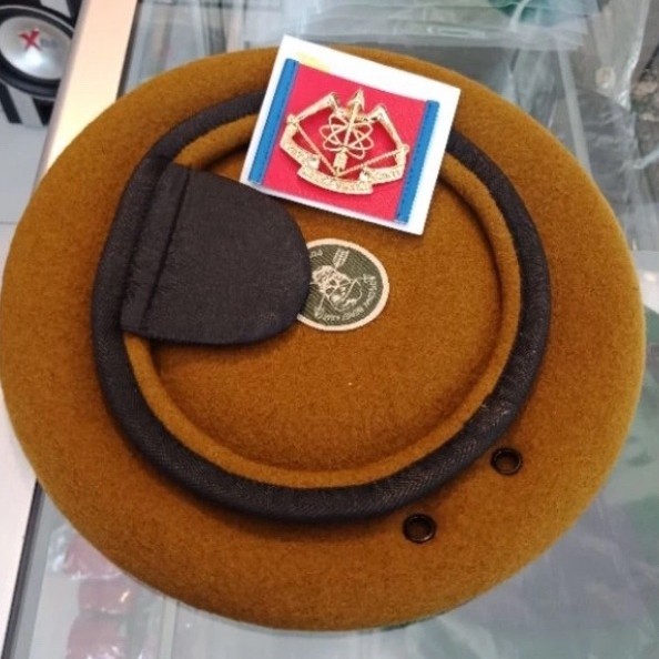 CHOCOLATE BERETS 999 / ARHANUD CHOCOLATE BERETS / PREMIUM ARHANUD CHOCOLATE BERETS / TNI AD BROWN BE