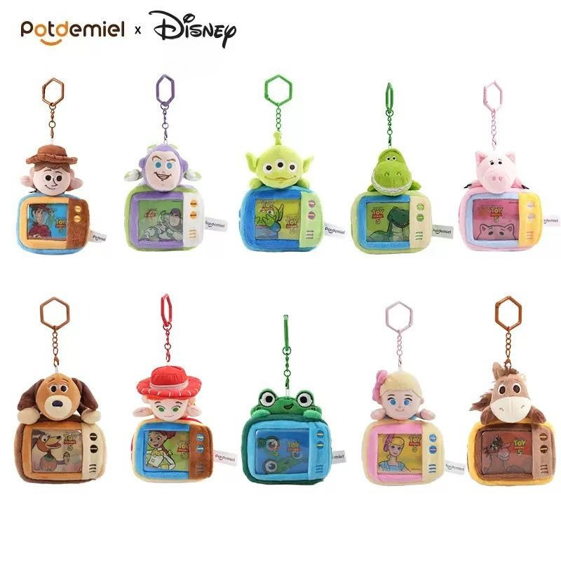 Disney Toy Story 5 Buzz Lightyear Woody Slinky Dog Little Green Men Plush Charms น่ารักสะสมกระเป๋าจี้ Playful Time Machine Series