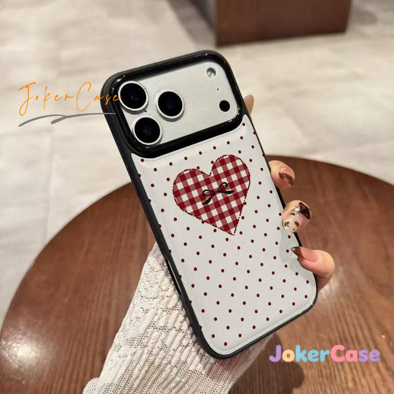 เคสไอโฟน 13 เข้ากันได้สำหรับ IPhone 16 14 11 15 12 13 17 Pro Max Air 14 16 15 plus เคสหัวใจตารางโบว์ลายจุครอบทั้งตัว