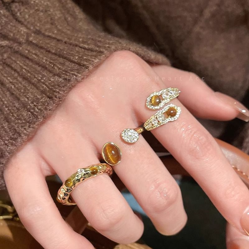 ชุด 3 ชิ้นแหวน Retro รูปงูแหวนนิ้วชี้ Merad Tiger Eye สีงูปี High-End หรูหรา F