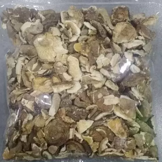 เศษเห็ดหอมแห้ง 100 กรัม สดใหม่ คุ้มค่าสำหรับทำน้ำซุป ไส้ซาลาเปา ไส้เกี๊ยว หรือเมนูตุ๋นต่างๆ คุ้มค่าและประหยัด