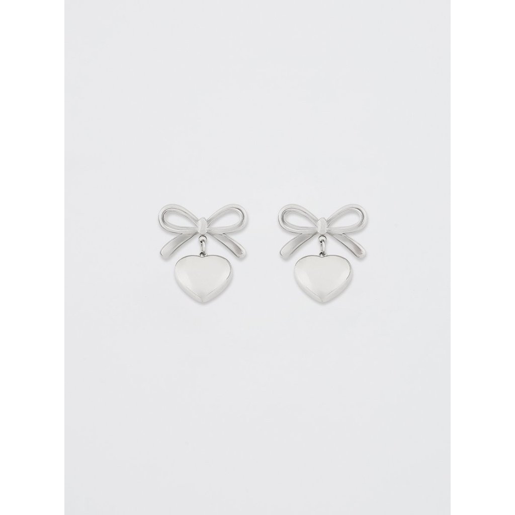 [Pomelo] ต่างหูรูปโบว์และจี้รูปหัวใจ / Bow Stud and Heart Pendant Earrings