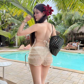 Summer Day🫧🫧สไตล์ฝรั่งเศส ชุดว่ายน้ำ ชุด 2 ชิ้น Sexy swimsuit ดีไซน์แบบผูกเชือก ผูกคอ โชว์หลัง ผ้าใส่สบาย ส่งไวจากไทย