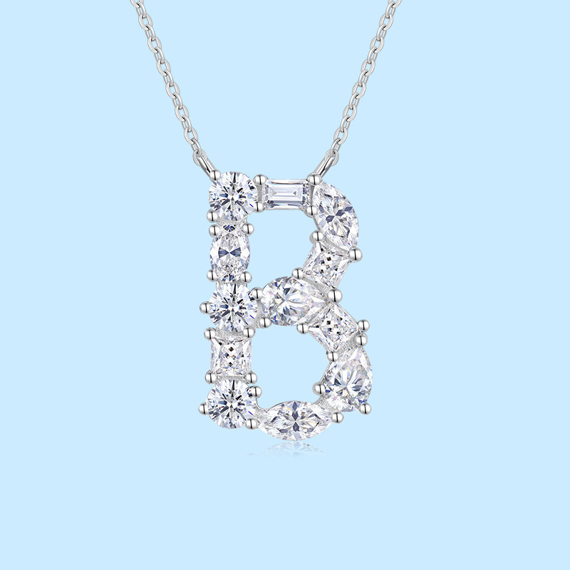 Letter B Moissanite จี้รอบ Brilliant Cut VVS1 เครื่องประดับ Moissanite สร้อยคอหรูหรา