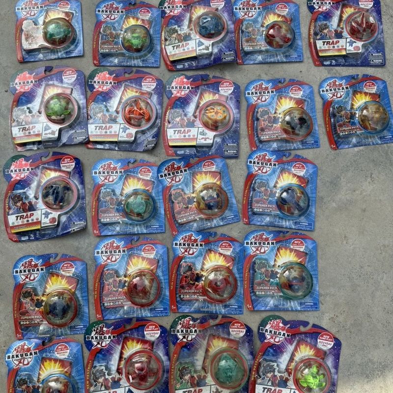 【พร้อมส่ง】bakugan dragonoid บาคุกัน Pyrus Brawlers Hydranoid Rare Classic  Red Flame Triceratops Heavy Metal