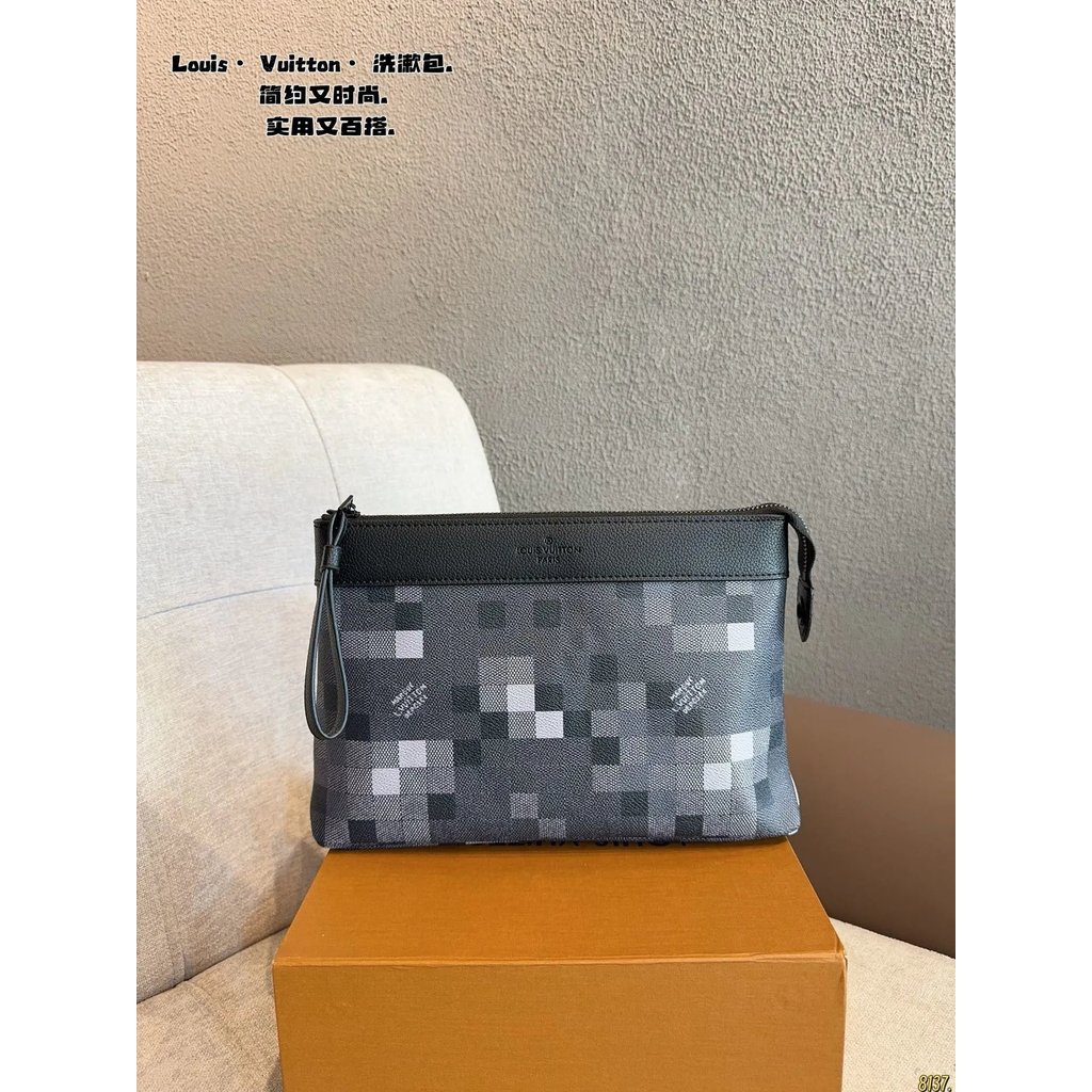 LV Pochette Voyage Souple Brand Letter Check Print Damoflage Black Coated Canvas Clutch Mens Black