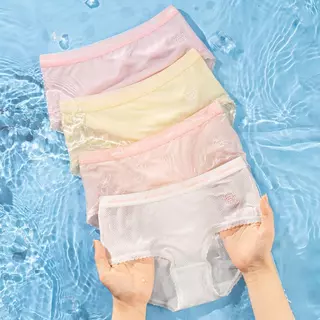 กางเกงในลูกสาวทรงขาเว้า คละสี เซ็ต 4 ตัว ผ้าไหมน้ำแข็ง เบาสบาย ไม่อับชื้น ระบายอากาศดี ใส่สบายทั้งวัน M-4XL