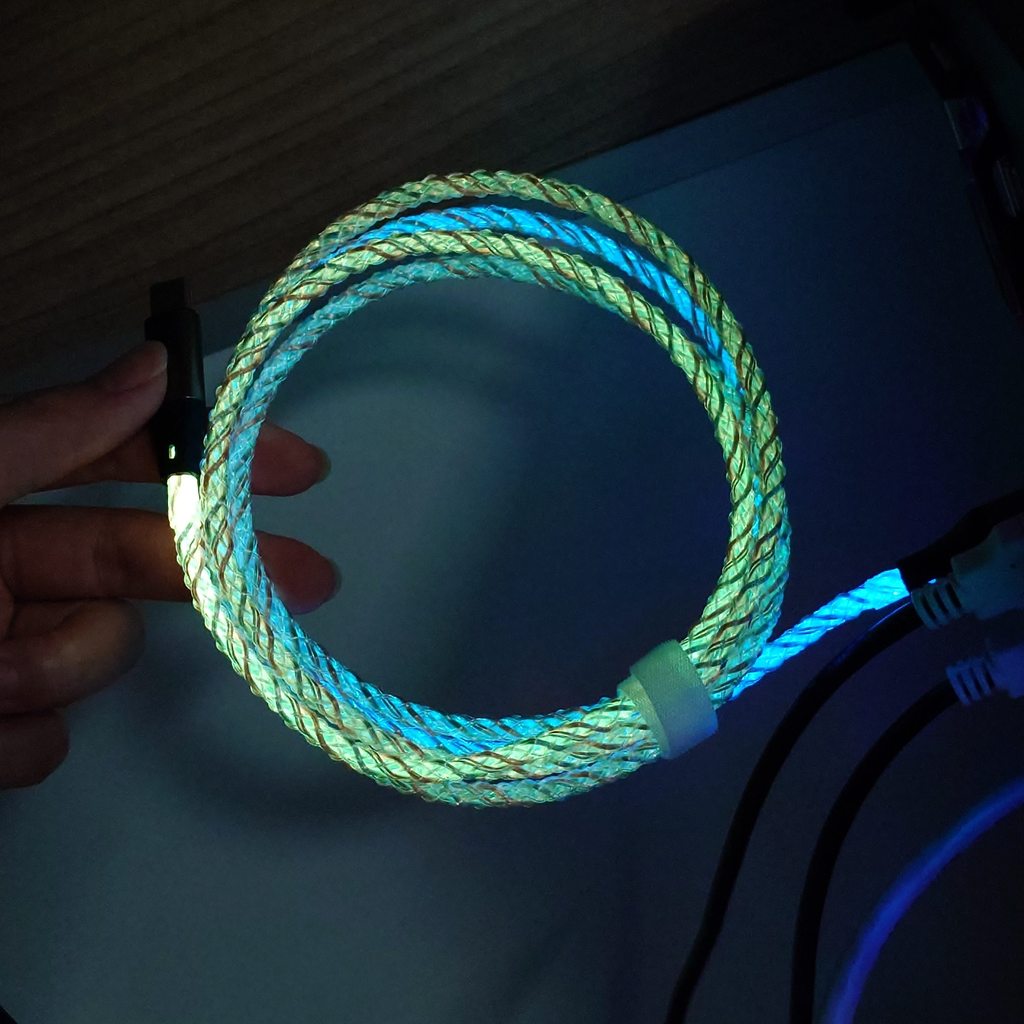 Running Over 40G Black Cyclone Lightning Data Cable & Running Over 8K RGB Data Cable T Seven Colours