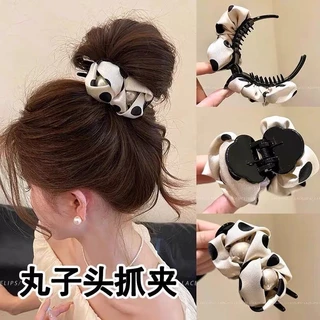 Simple Pearl Bud Grab Clip หญิง High-End Feel สไตล์ใหม่ด้านหลังหัว Anti-slip Ball กิ๊บติดผม Headdress