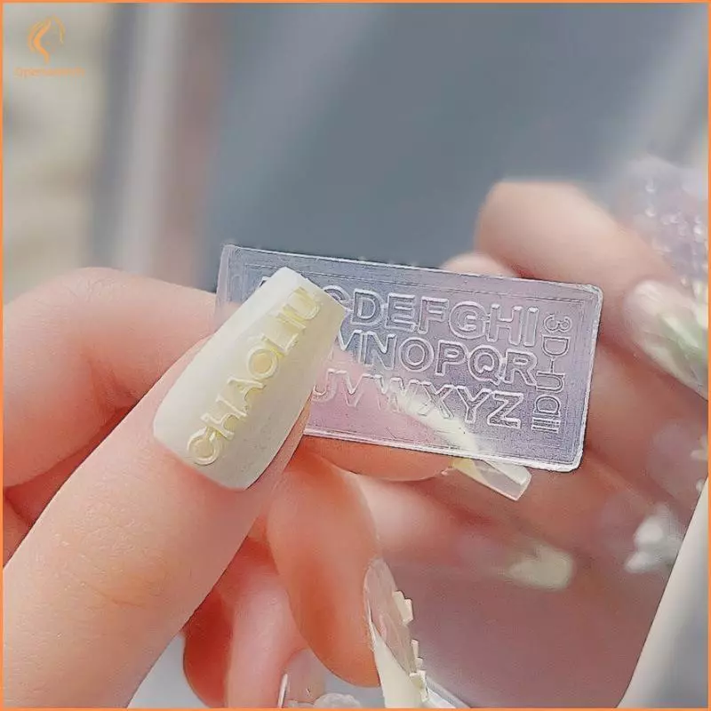 [KAN] 1PC 3D ซิลิโคนเล็บแกะสลักแม่พิมพ์ตัวอักษรภาษาอังกฤษ Mould ปั๊มออกแบบเจลลายฉลุ DIY เล็บเครื่องมืออุปกรณ์เสริม FXH