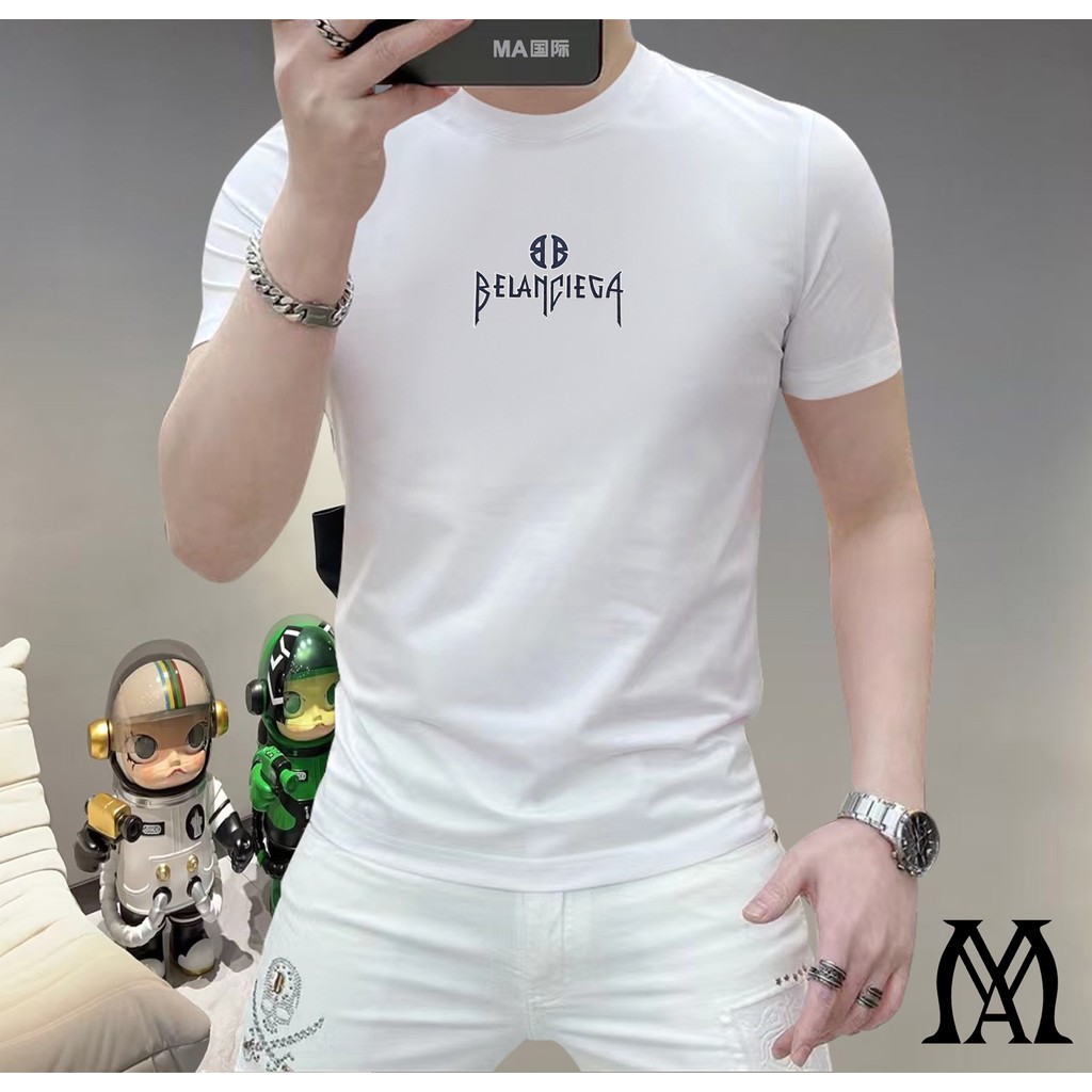 BALENCIAGA ผู้ชายผู้หญิง Plus ขนาดแขนสั้นคู่สไตล์สบายมาใหม่ Niche อินเทรนด์ Slim-fit Creative รอบคอ 