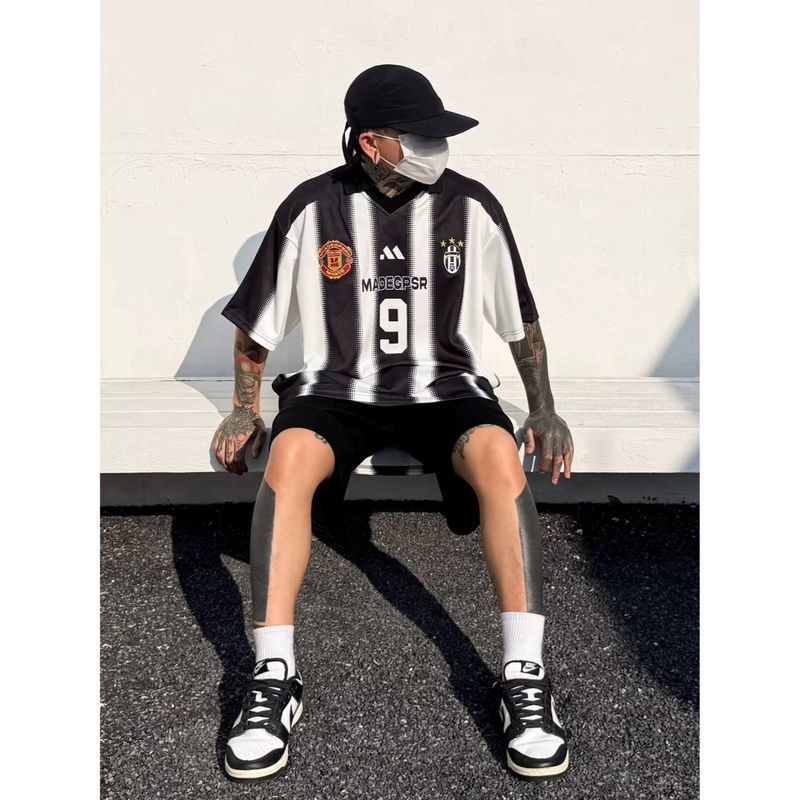 SUIKONE ซุยโคเนะ เสื้อยืดผู้ชายแขนสั้นอเมริกันย้อนยุคสไตล์ รูปที่ 4