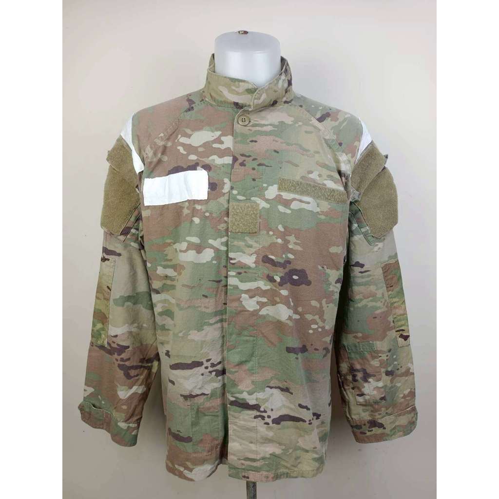 AL327 🇱🇷 เสื้อทหารกองทัพUS (ของแท้) อก 50 ลาย Multicamเขตร้อน (อ่านด้านล่างให้ครบ)
สภาพดี