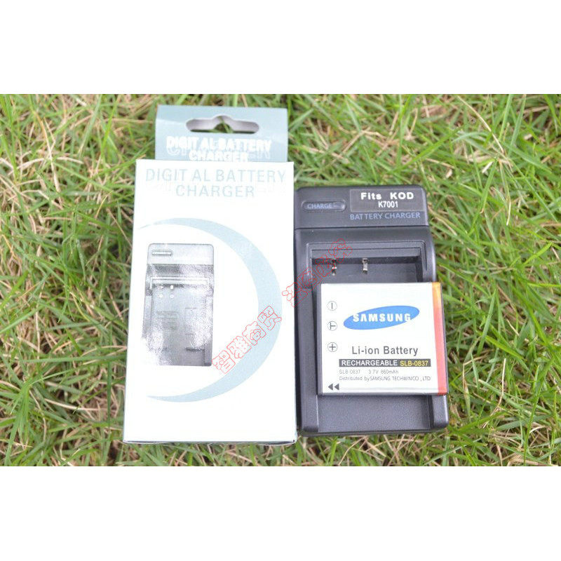 จัดส่งฟรี Samsung 0837 Charger i5 i6 i50 L50 L60 NV3 NV5 NV7 L80 i70