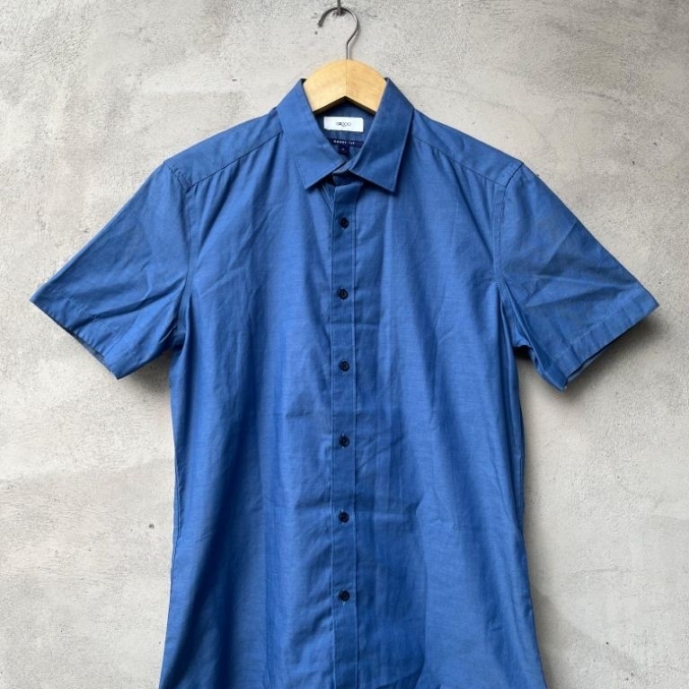 KEMEJA G2000 เสื้อเชิ้ตผู้ชายสีน้ําเงิน S
