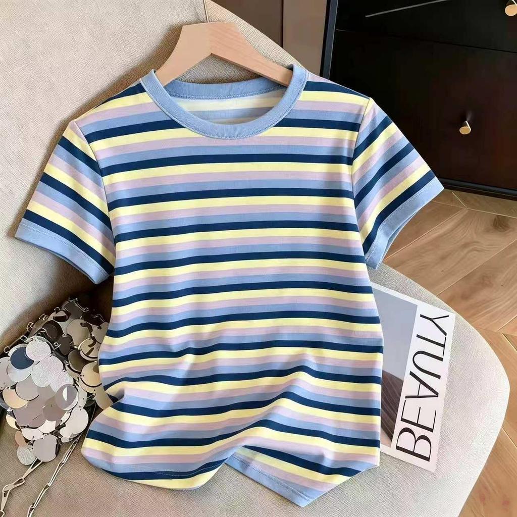 【COD】เสื้อยืดแขนสั้นลายทางหลายสีสไตล์วินเทจ ผ้านุ่มละเอียดระบายอากาศดี ใส่ทำงานประจำวันจับคู่เสื้อผ้าได้หลากหลาย