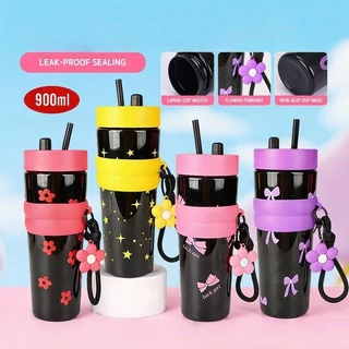 ซื้อ1แถม1 ขวดน้ํา900มล แก้วน้ําเก็บความร้อนและคว ง่ายต่อการพกพา กันรั่ว เหมาะสำหรับเด็ก พลาสติ