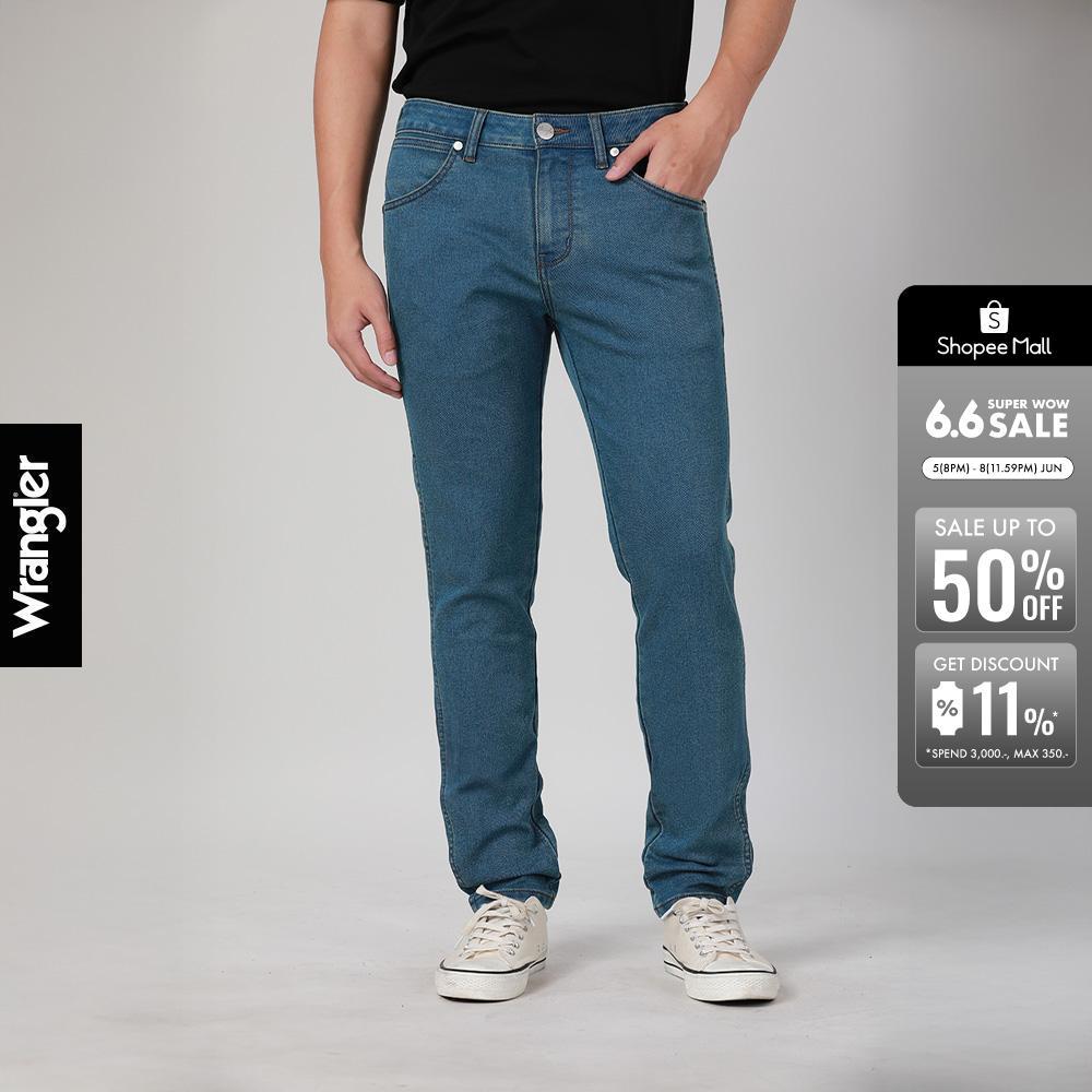 WRANGLER กางเกงยีนส์ผู้ชาย เอวต่ำ ทรงรัดรูป ทรง Bryson รุ่น WR F525MBRYF68 สียีนส์อ่อน