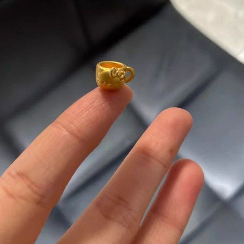 J6readystock Mini kt Cat Golden Mini Cup Shape เครื่องประดับประณีตอินเทรนด์เล่น ins