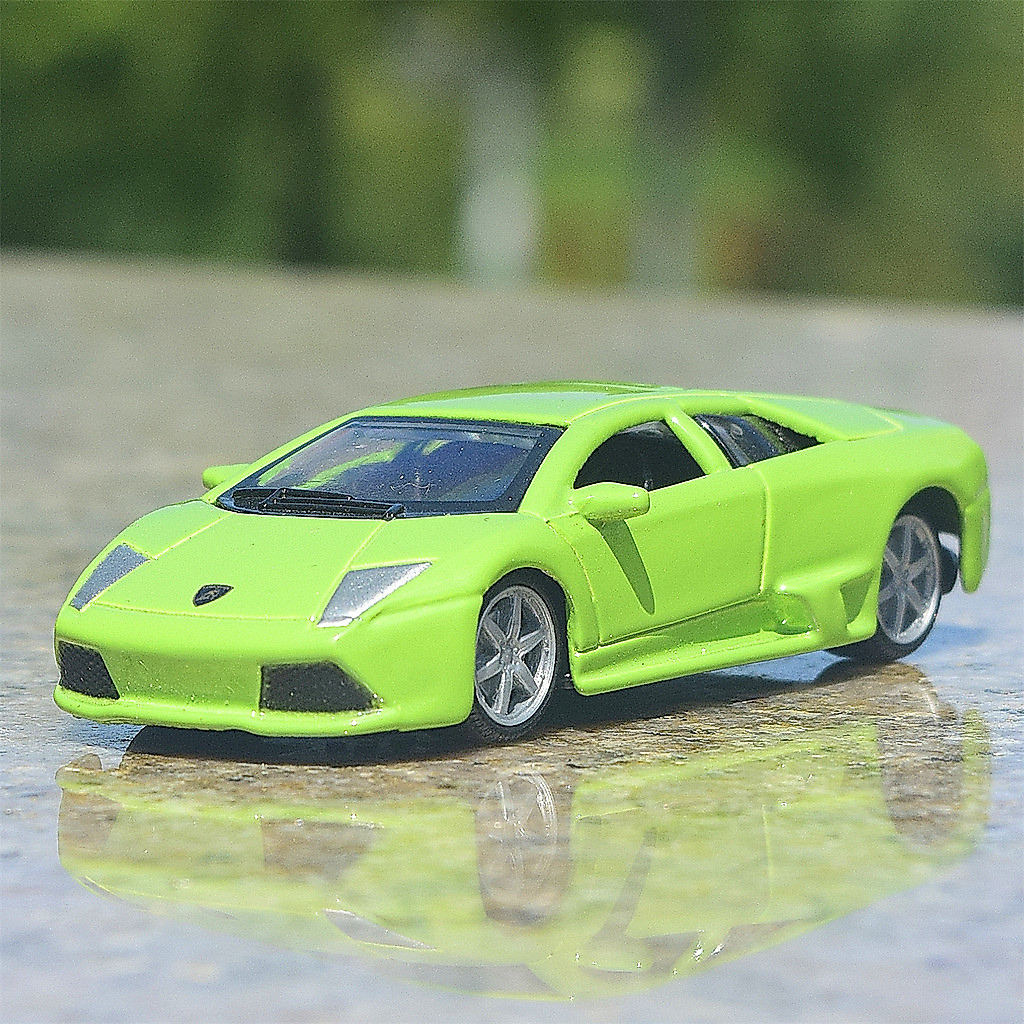 1/64 Lamborghini Bat LP640 รถสปอร์ต Devil โมเดลรถโลหะผสมโลหะสีเขียว