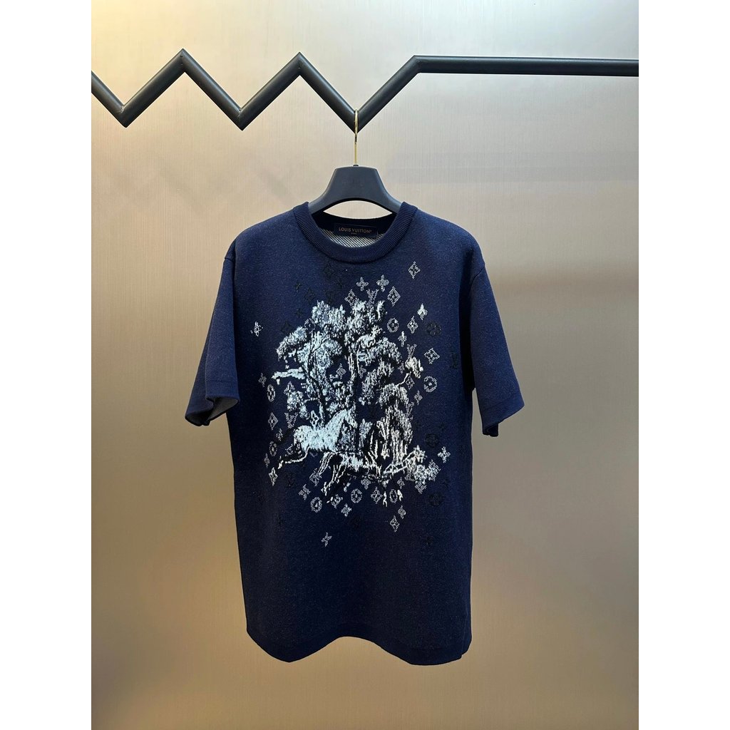 เพดานระดับ V Horse Jacquard โลโก้แฟชั่นสบายๆ All-Match สบายผิวรอบคอแขนสั้นเสื้อยืด OS หลวม Fit 26ss 