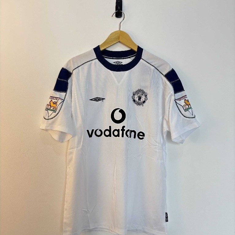 เสื้อ U Away สําหรับผู้ชาย 2000–2001 – Size L