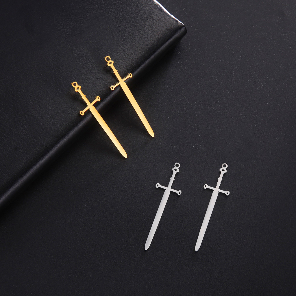 MYSHAPE 1 ชิ้นอัศวินดาบสแตนเลสจี้สําหรับสร้อยคอ Charms เครื่องประดับทําอุปกรณ์ DIY Handmade Craft