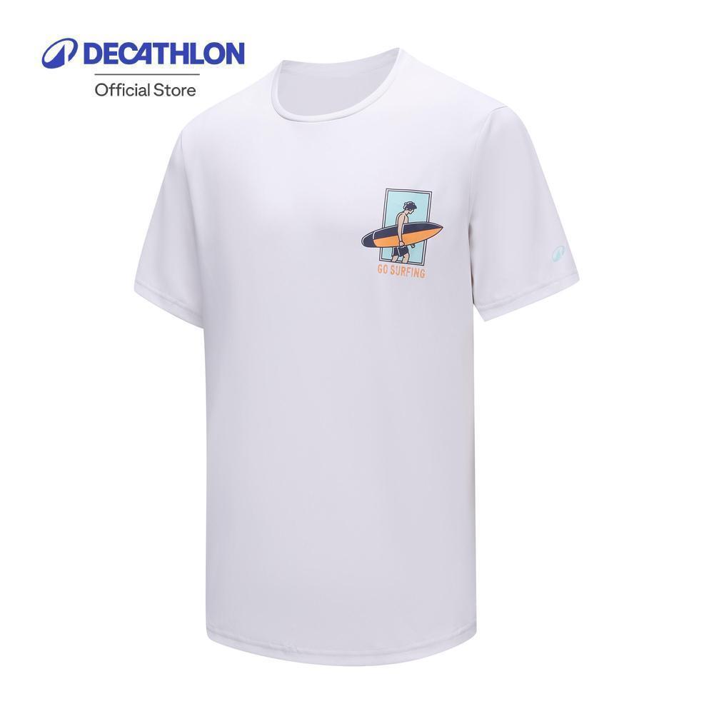 Decathlon Men’S Surfing UV Protection T-Shirt เสื้อยืดโต้คลื่นป้องกันรังสียูวีสำหรับผู้ชาย - White/Go Surf