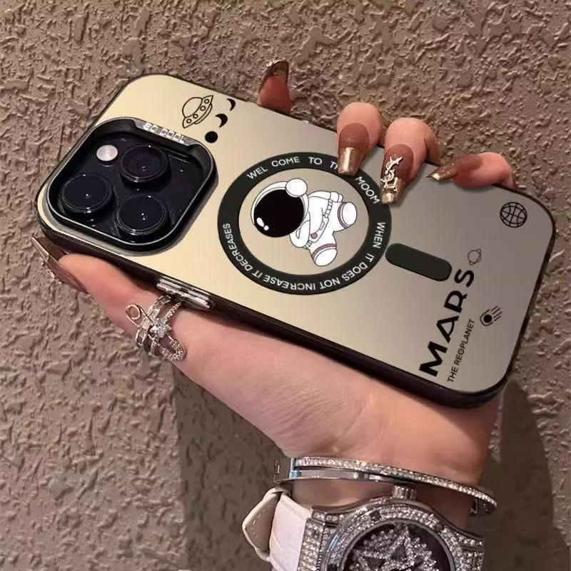 เคสโทรศัพท์แม่เหล็ก ลายนักบินอวกาศ ใช้ได้กับ iPhone 16/15Plus/14ProMax/12/13Pro/11 คุณภาพสูง กันกระแทกและกันรอยขีดข่วน
