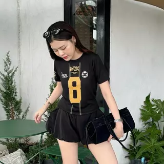 【จัดส่งตลอด 24 ชั่วโมง】เสื้อยืดแขนสั้นคอกลมตัดเย็บด้วยเสื้อยืดอ้วนผู้หญิง แต่งตัวช่วงฤดูร้อนเสื้อยืดแขนสั้นคอกลมการจัดส่