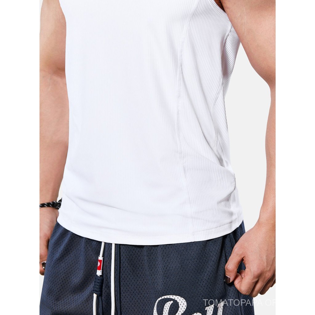 TOMATOPAPA Mens Simple Breathable Slim-fit Vest-High Elastic Sports Fitness Casual Fashion Sweat Vest — صورة 4