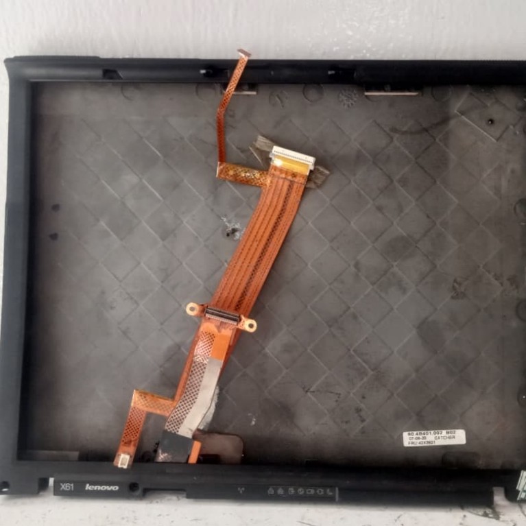 LAYER LENOVO THINKPAD X SERIES X61 LAPTOP CASE SCREEN FRAME - ercomp1