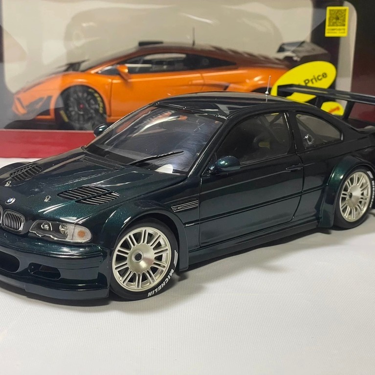 [สต๊อกพร้อม ติดต่อหากคุณมีคําถามใดๆ] 1/18 โรงงานเดิม BMW BMW E46 M3 GTR
