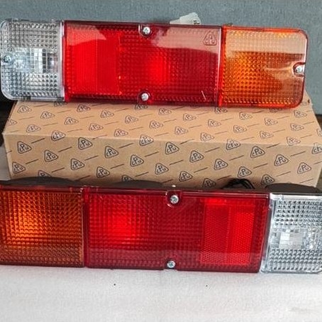 Suzuki Jimny SJ410 SJ413 ไฟท้ายซามูไร ไฟ Lampu Belakang 1 ชุด