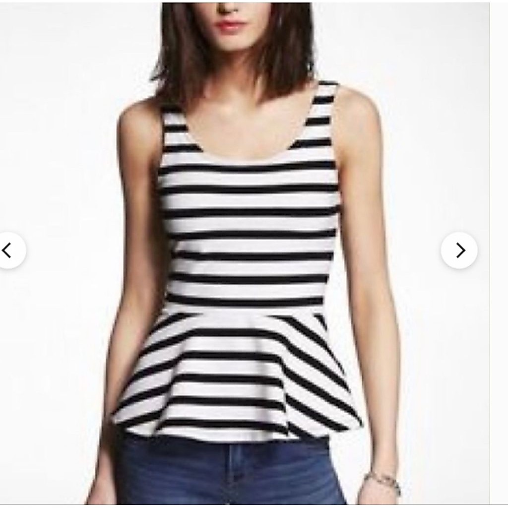 Peplum tank top แบรนด์ bebe จาก USA (ราคาเต็ม 3,490 บาท)