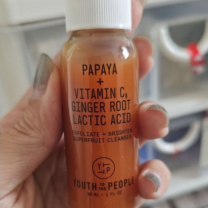 Youth To The People Superfruit Gentle Exfoliating Cleanser with Vitamin C + Papaya 30 ml