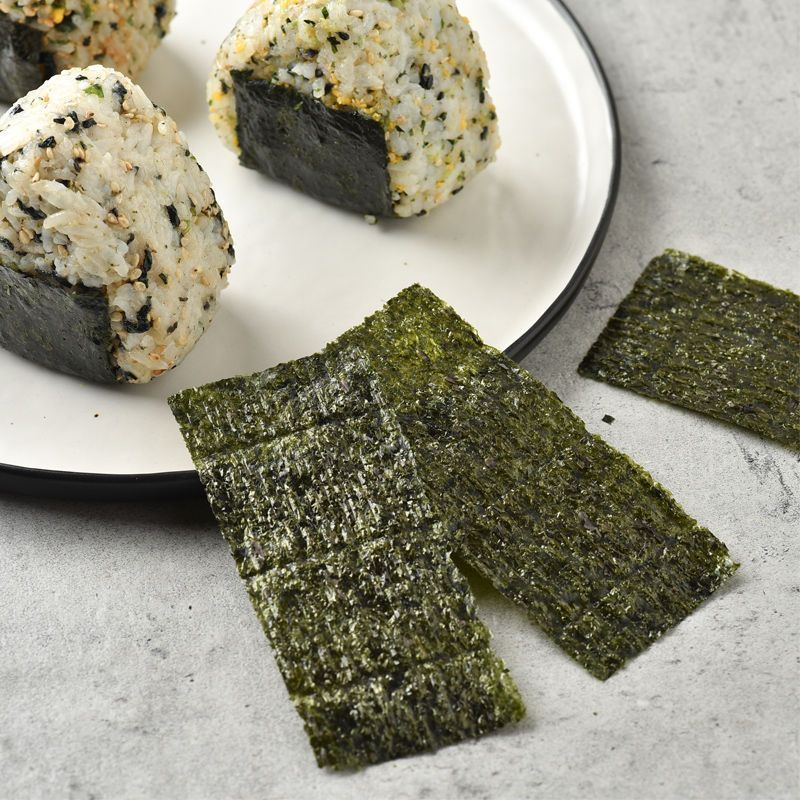 三角饭团寿司海苔片三角饭团食材日式料理紫菜寿司饭团即食海苔Original flavor instant seaweed original flavor casual seaweed crispy s