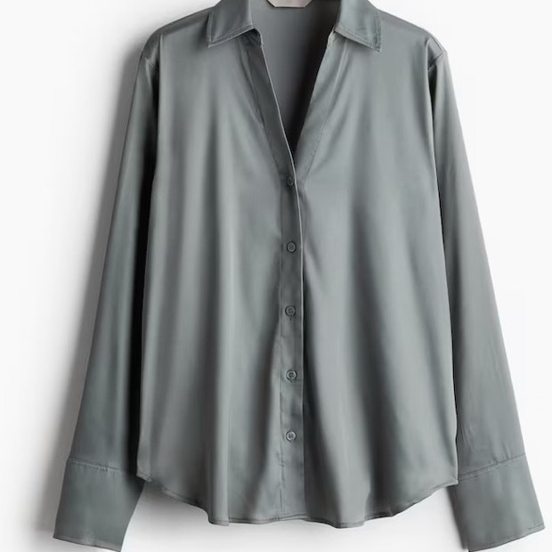 H&M คอวี / แขนยาว H&M