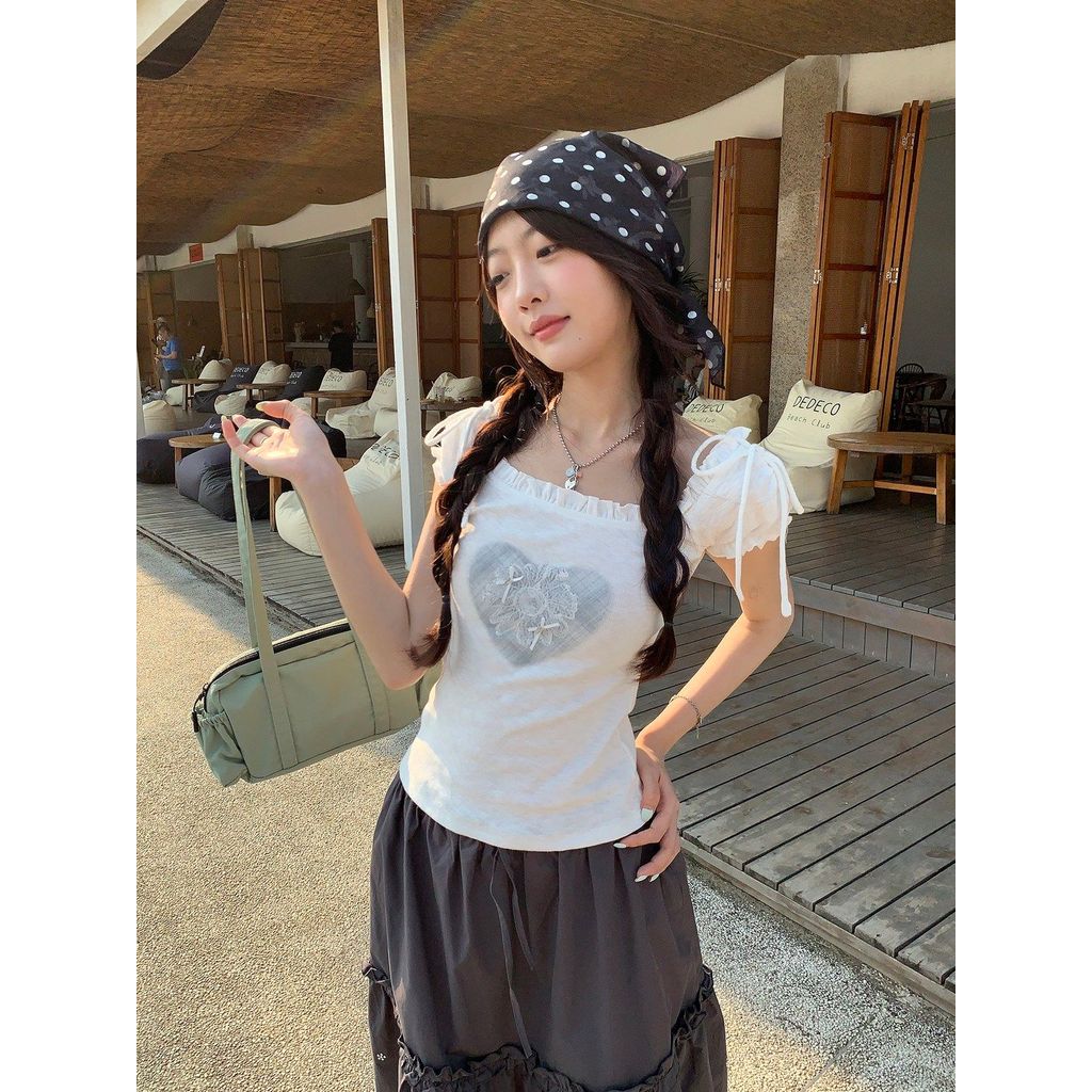 [ผ้าฝ้ายคน 260 กรัม] Love Heart พิมพ์ผูกโบว์แขนสั้นเสื้อยืดผู้หญิงด้านนอกด้านบน