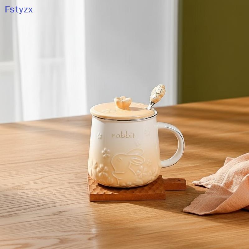 Fstyzx 400ML กระต่ายน่ารักรูปแบบถ้วยกาแฟเซรามิกพร้อมฝาปิดและช้อนถ้วยนมถ้วยน้ําแก้วการ์ตูนสําหรับโฮมอ