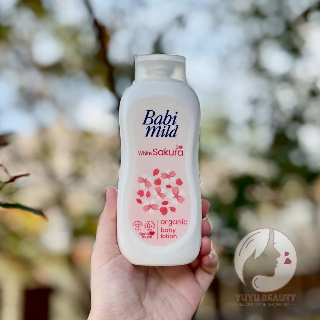 Babi Mild White Sakura Organic Baby Lotion 180ml.