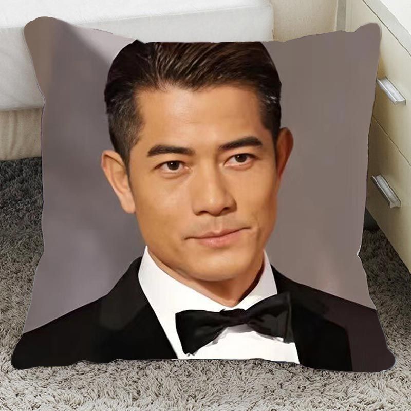 รูปแบบใหม่ Aaron Kwok หมอนสองด้านสไตล์ diy ที่กําหนดเองของขวัญวันเกิดตกแต่งสํานักงานห้องนอนน่ารักการ