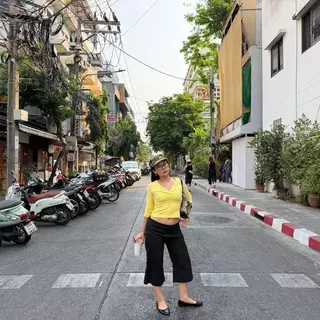 callingonme-downtown low-rise capri pants กางเกง 3 ส่วน เอวต่ำ