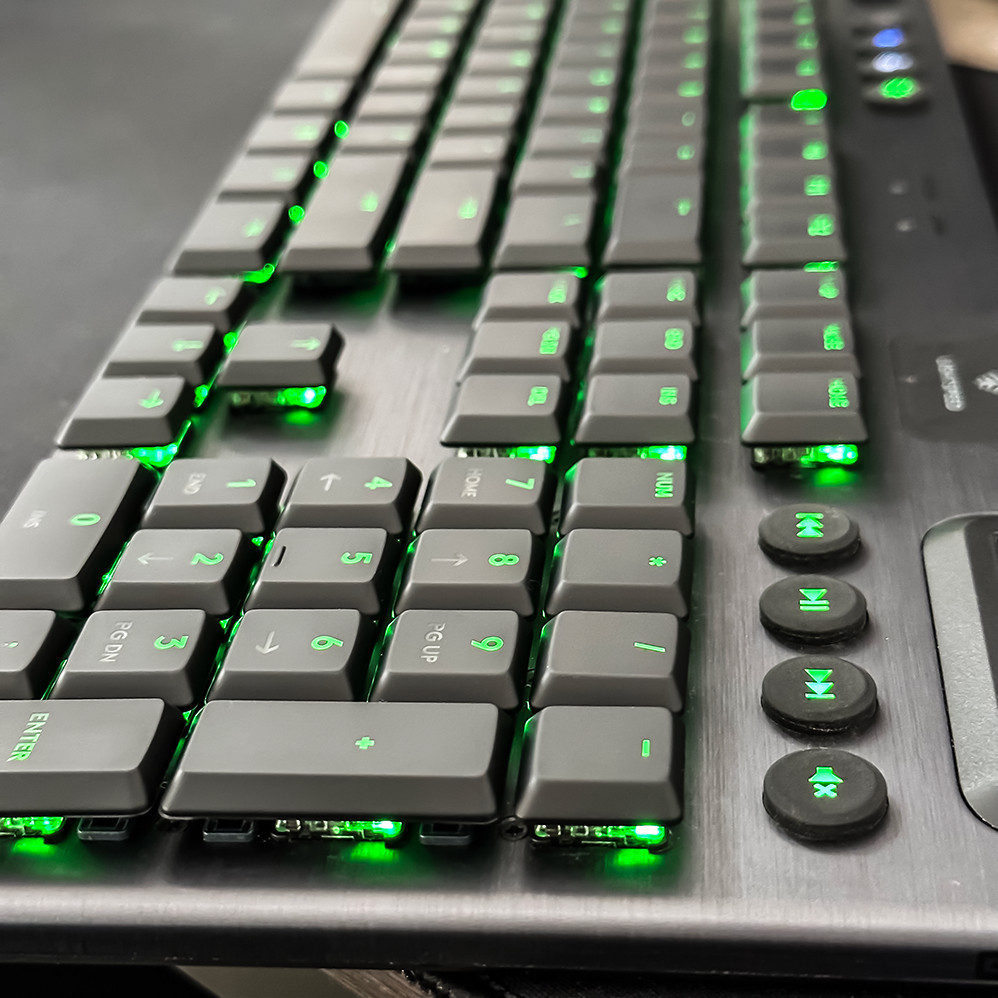 G915TKL คีย์บอร์ดแบบกลไก Frosted Translucent Keycap Matte สีดํารุ่น Anti-slip Keycap ใช้งานร่วมกับ G