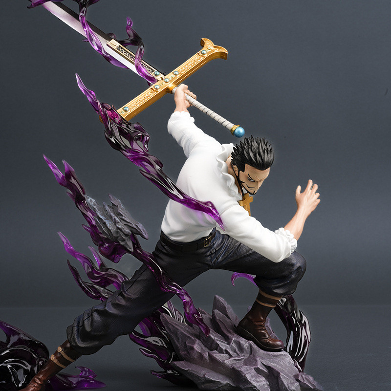 รูปโจรสลัด Tian-Painted Hawkeye Mihawk Qiwuhai สินค้าตกแต่งเดสก์ท็อป Hawkeye อะนิเมะ Fi